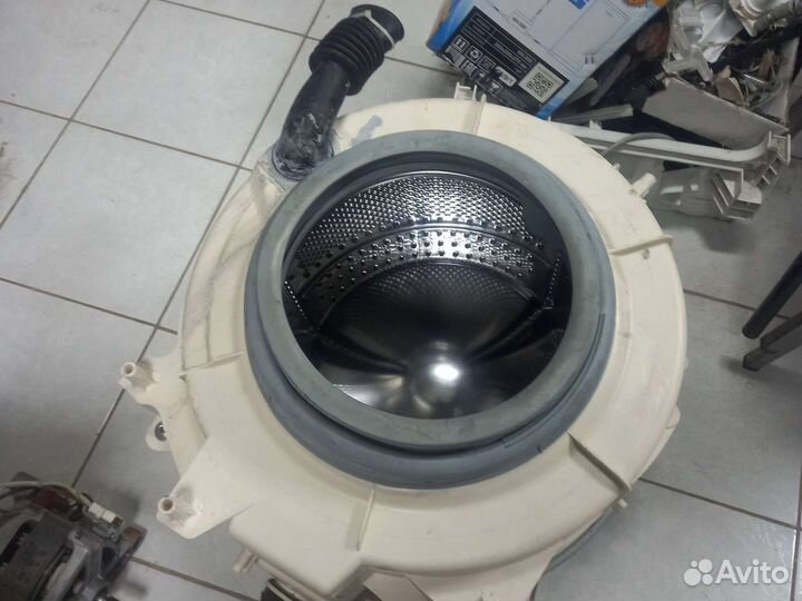 Бак стиральной машины Indesit