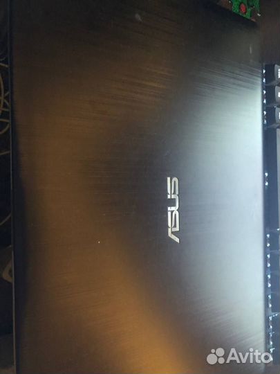 Ноутбук asus