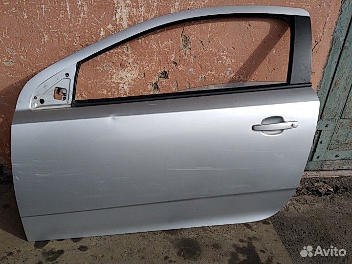 Дверь передняя левая Opel Astra H купе