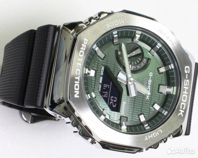 Часы Casio G-Shock GBM-2100A-1A3