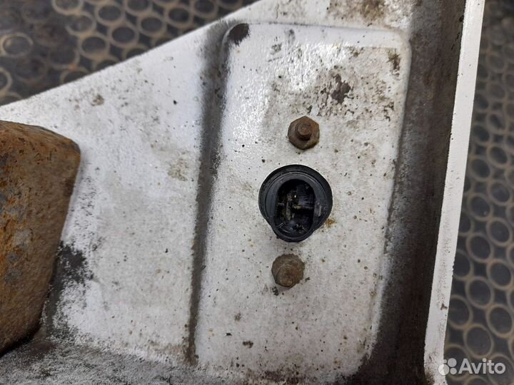 Крыло переднее правое задняя часть камаз 5490