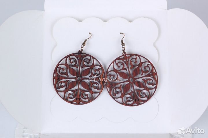 Серьги из дерева