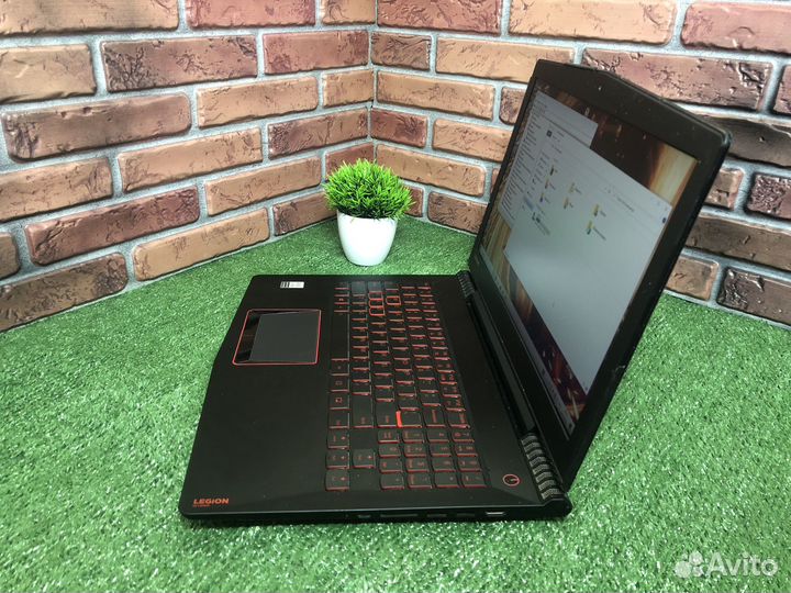 Игровой терминатор Lenovo i5-7gen/FHD/1050TI/8/SSD