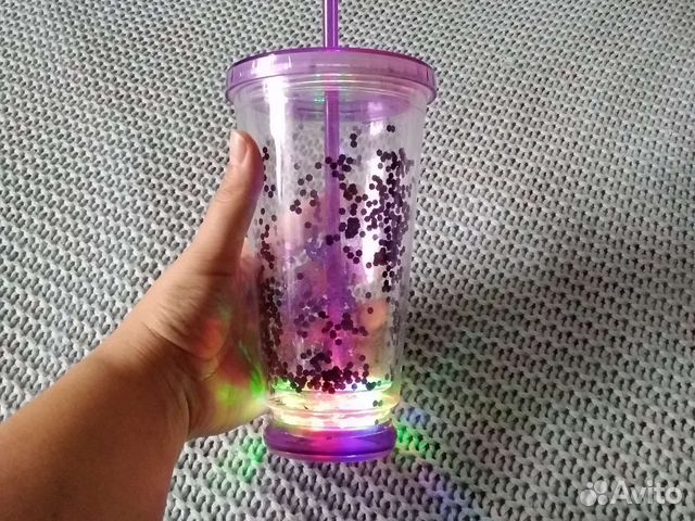 Стакан с гирляндой