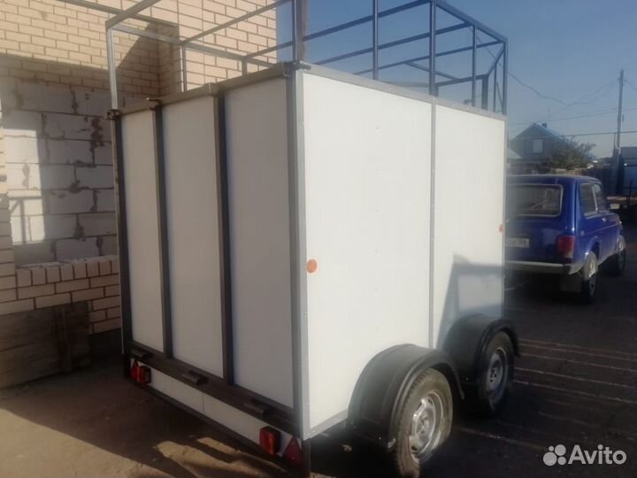 Прицеп коневозка