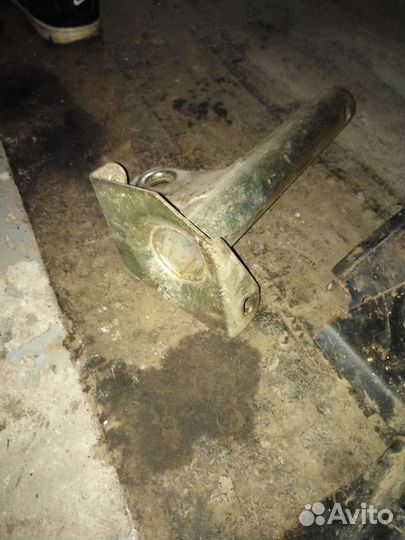 Запчасти на ваз. 2101-2105 Кронштейн бампера