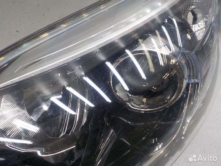 Фара левая Renault Kaptur 2016