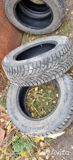 Pirelli Formula Ice 215/65 R16