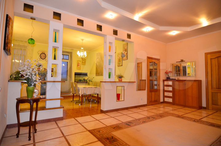 4-к. квартира, 155,8 м², 4/6 эт.