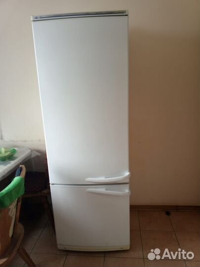 Холодильник