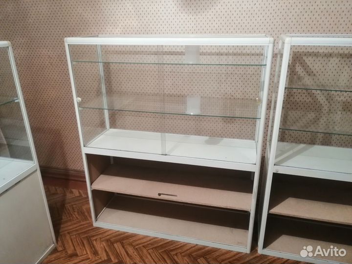 Шкаф