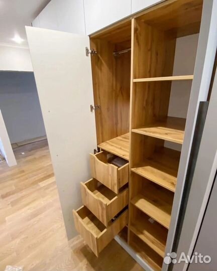 Шкаф распашной на заказ