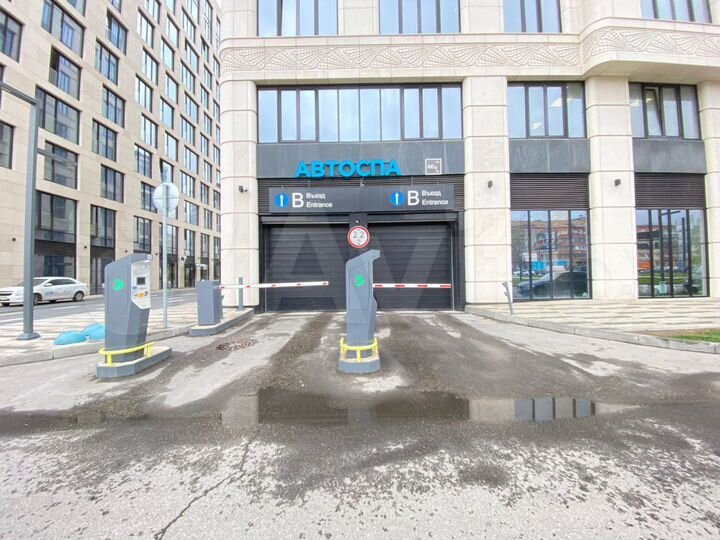 Машиноместо, 12 м²