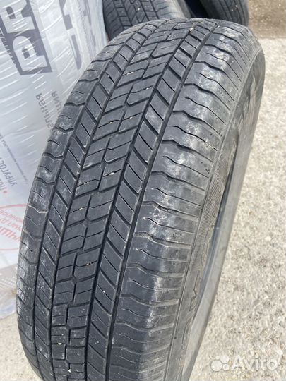 Yokohama Geolandar G033 215/70 R16