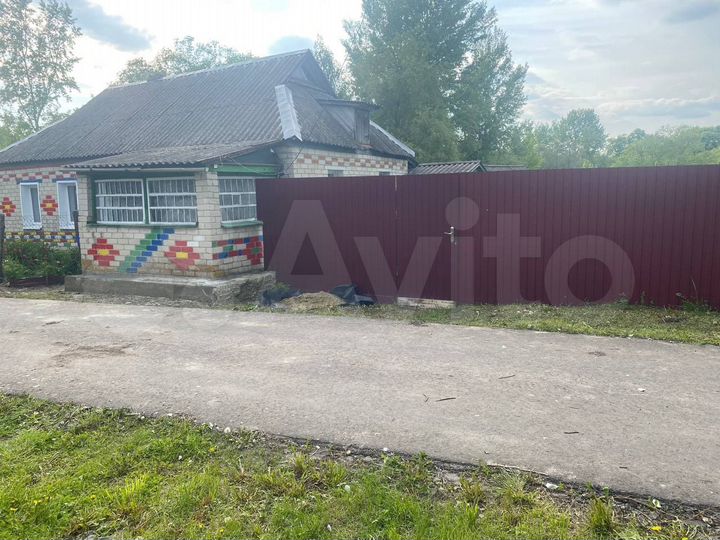 Дом 55 м² на участке 50 сот.