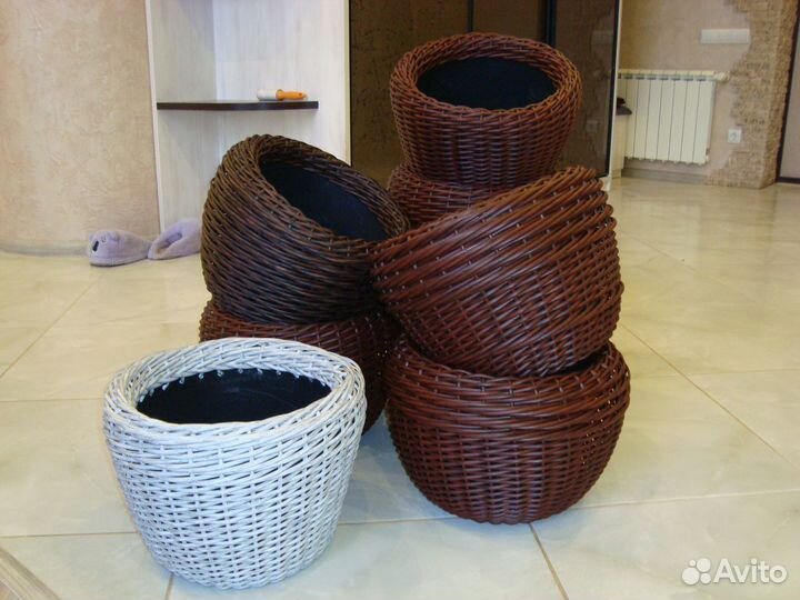 Кашпо из ротанга