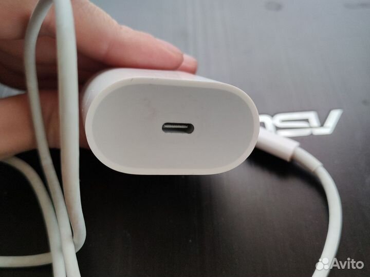 Зарядка apple 20w