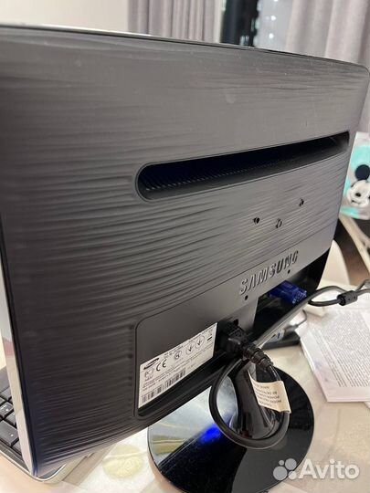Монитор для компьютера samsung