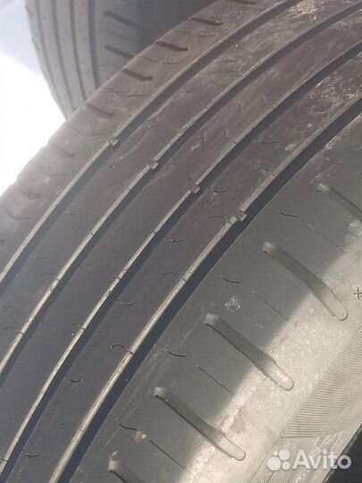 Continental Conti.eContact 215/65 R16 98H