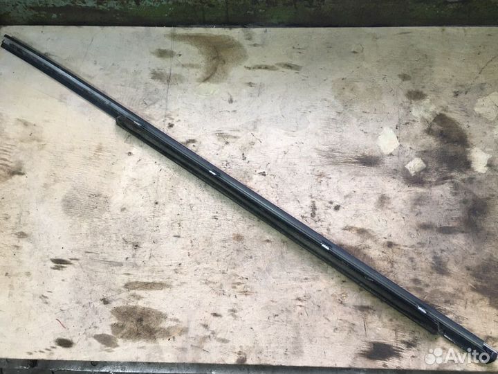 Накладка стекла заднего левого Mercedes S430L W220