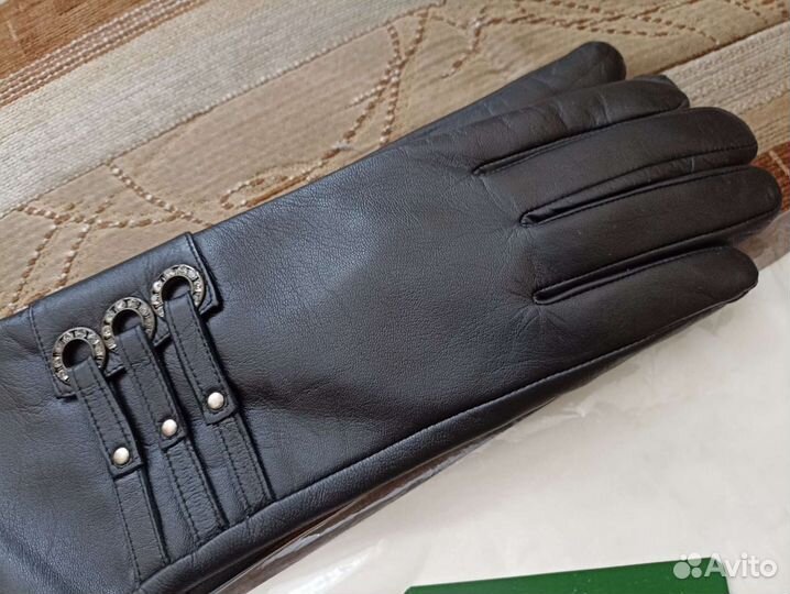 Перчатки женские новые
