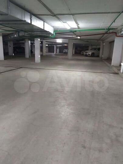 Машиноместо, 14 м²