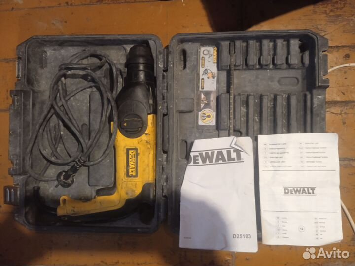 Перфоратор dewalt d25103