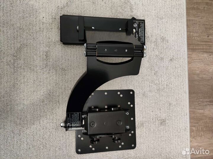 Кронштейн для телевизора Sanus VM400