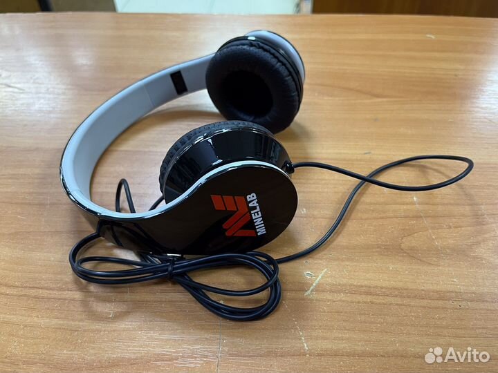 Наушники для металлодетектора