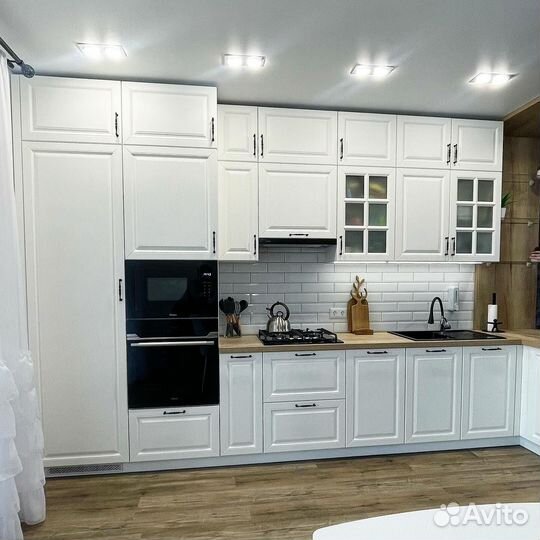 Кухонный гарнитур угловой