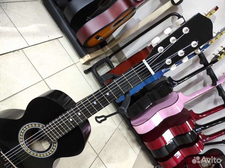 Гитара новая акустическая