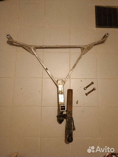 Фаркоп на Kia Quoris