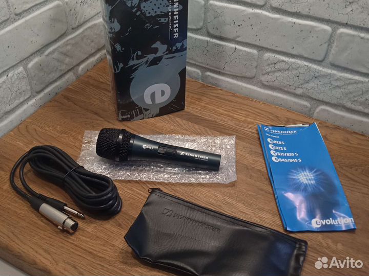 Sennheiser микрофон