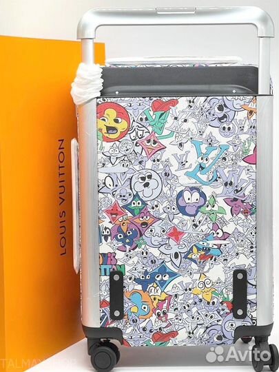 Чемодан Louis vuitton
