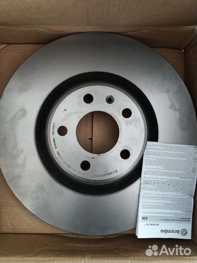 Комплект передних тормозов Audi A6 Allroad C7