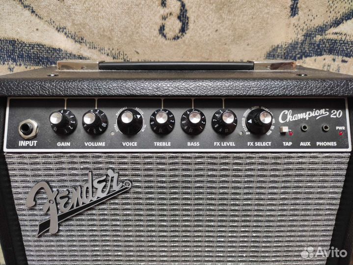 Комбоусилитель fender champion 20