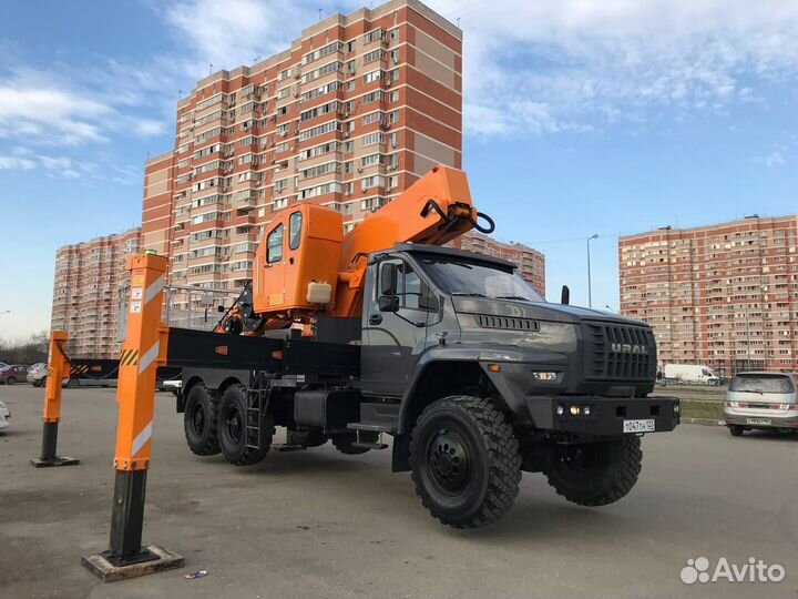 Водитель автовышки (мехрука)