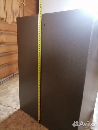 Мебельный сейф для хранения ценных вещей