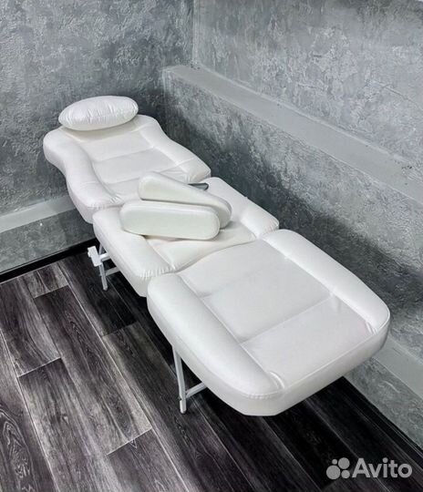 Кушетка косметологическая массажная