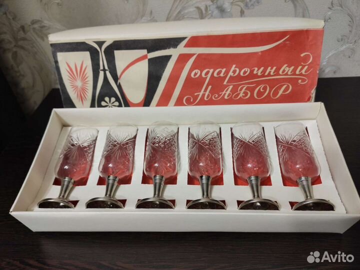 Новые наборы хрустальных стопок