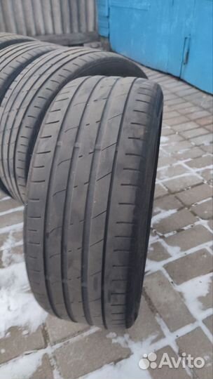 Nexen N'Fera SU1 215/45 R17