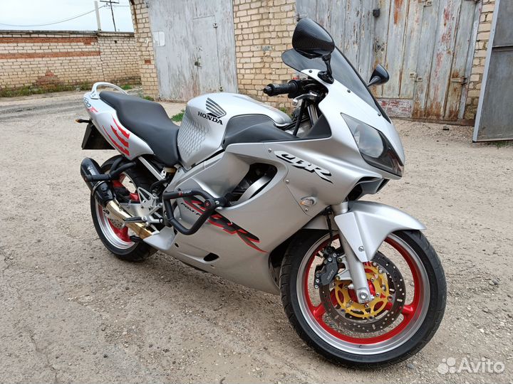 Honda CBR 600 F4i