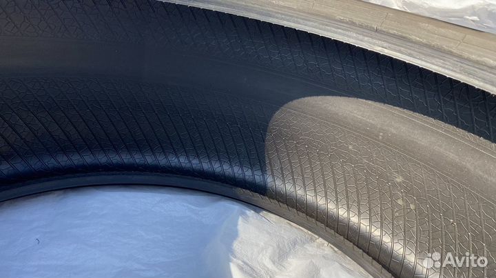 Pirelli P Zero 285/40 R21