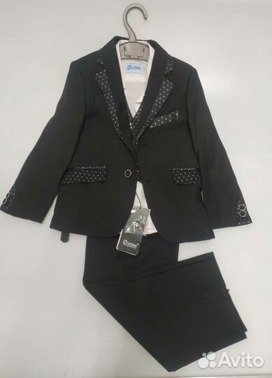 Костюм для мальчика новый