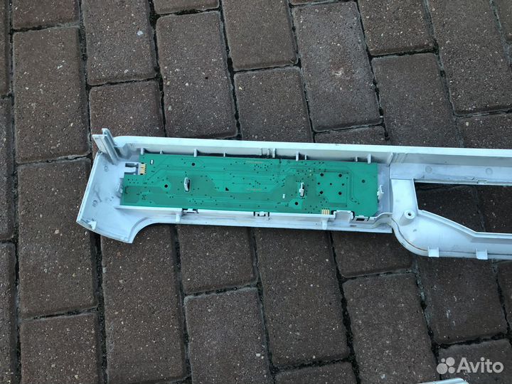 Панель управления стиральной машины Indesit