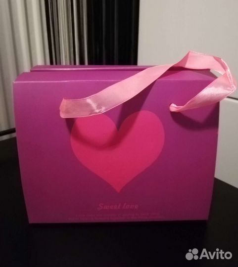 Коробка подарочная