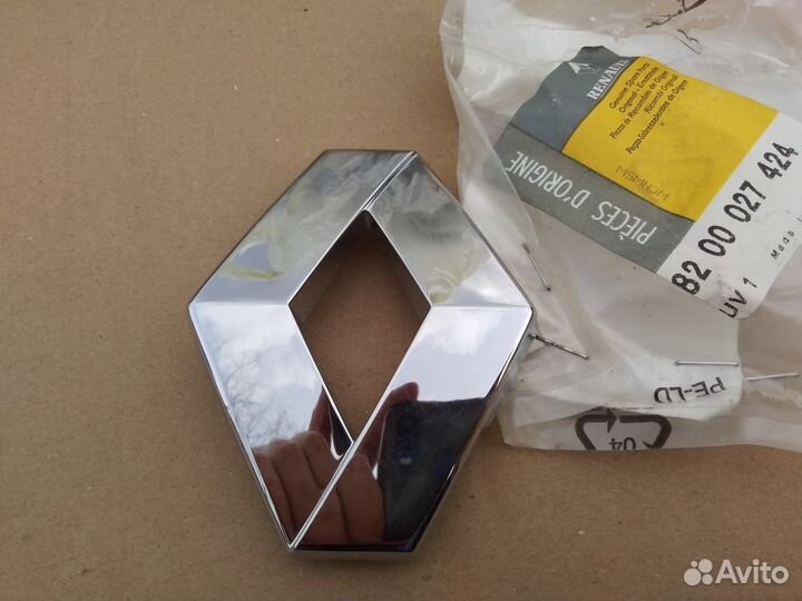 Эмблема Renault Laguna 2 2001-08 Clio 2 Symbol