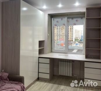 Рабочая зона у окна