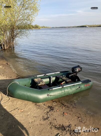 Лодка Тайга 2900