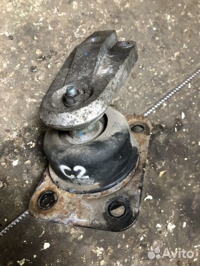 Правая опора двс Chevrolet Lacetti